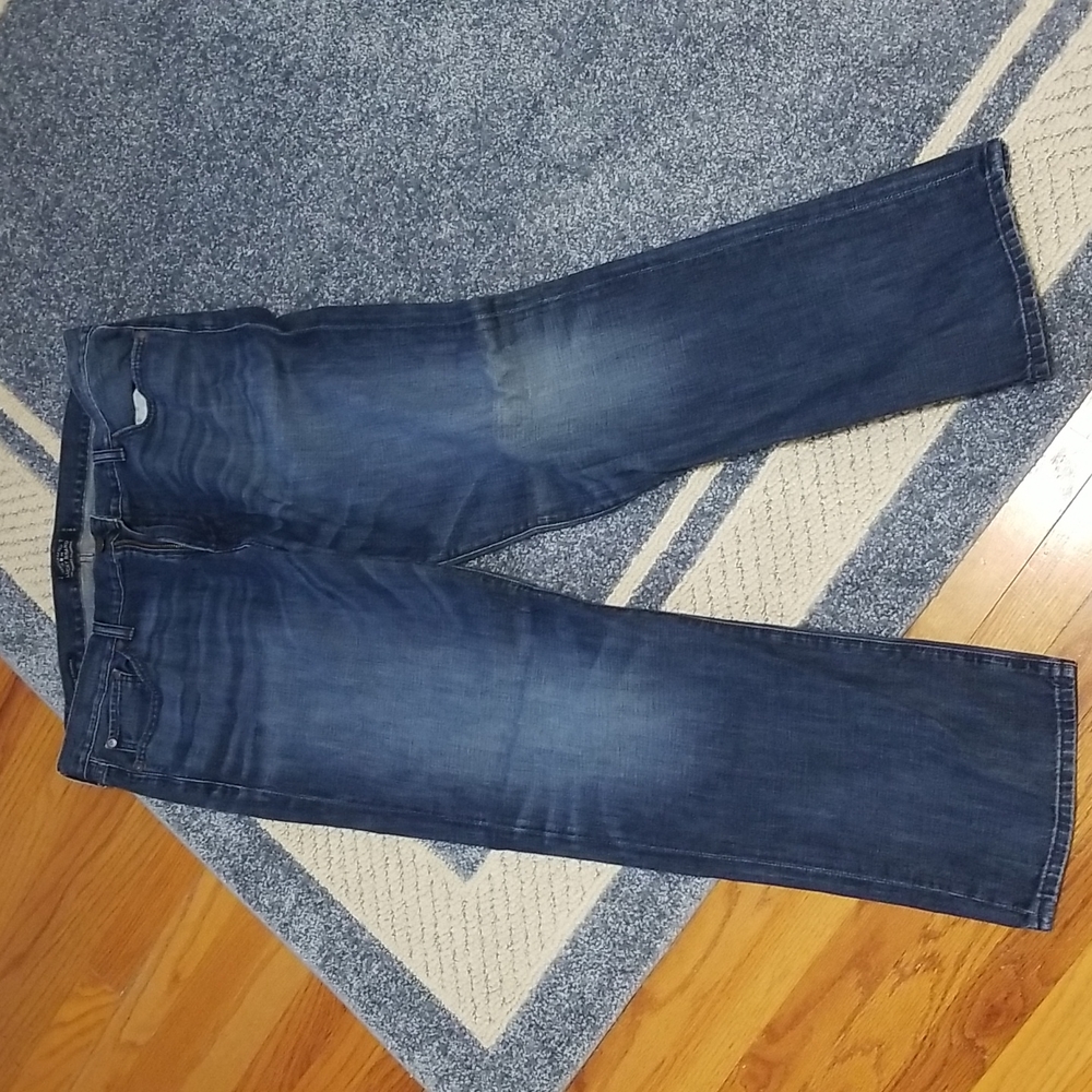 Lucky Jeans